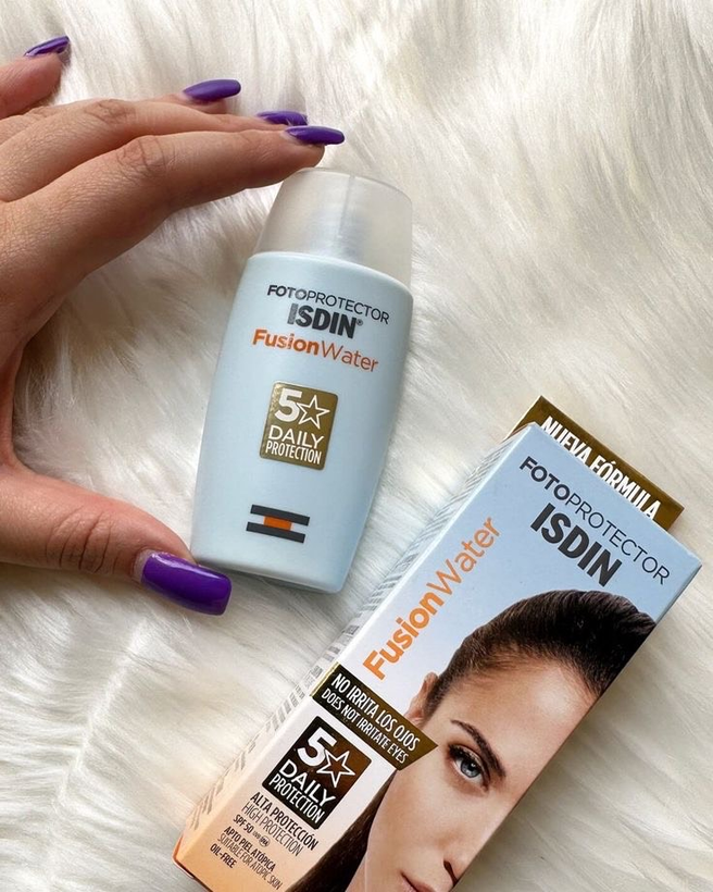 ضد آفتاب بیرنگ فیوژن واتر ایزدین | ISDIN Fotoprotector Fusion Water Magic SPF50